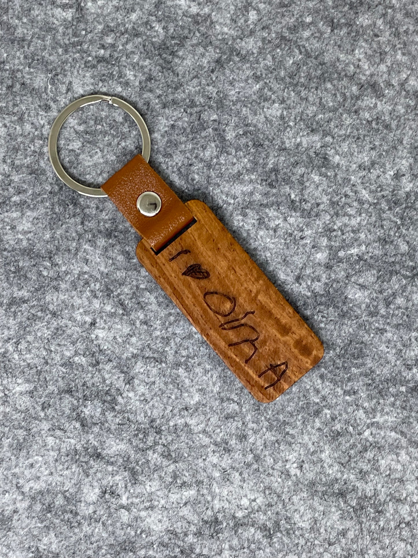 Gepersonaliseerde Houten Sleutelhanger – Met Naam of Tekening